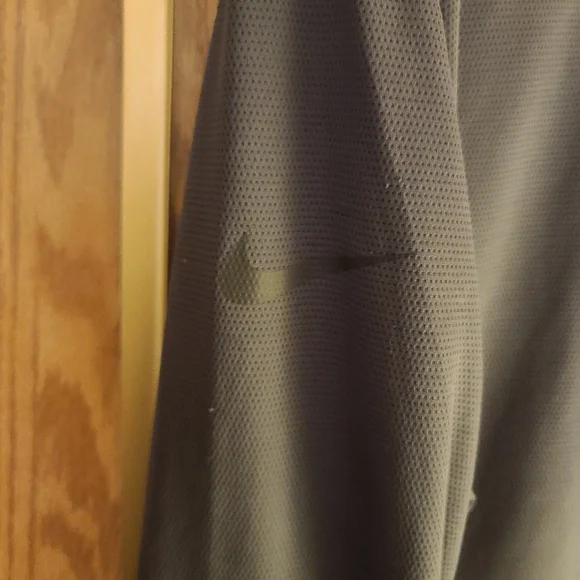 Nike Basketball Athletic Long Sleeve Dri Fit Shirt | Dark Gray - Picture 4 of 6